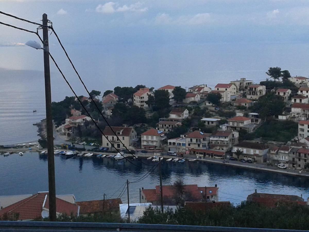 Apartment Tara Nečujam Esterno foto